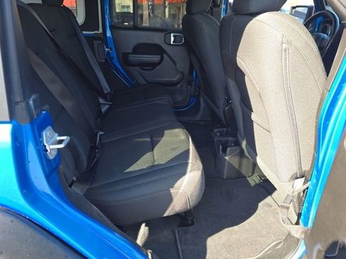 Used 2022 Jeep Wrangler Unlimited Sport image 28