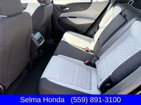 Used 2023 Chevrolet Equinox LS FWD image 8