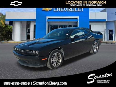 Used 2019 Dodge Challenger SXT w/ Cold Weather Group image 1