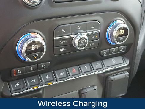 Used 2020 GMC Sierra 1500 AT4 w/ AT4 Premium Package image 20