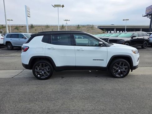 New 2026 Jeep Compass Limited w/ Sun, Sound & Navigation Group image 8