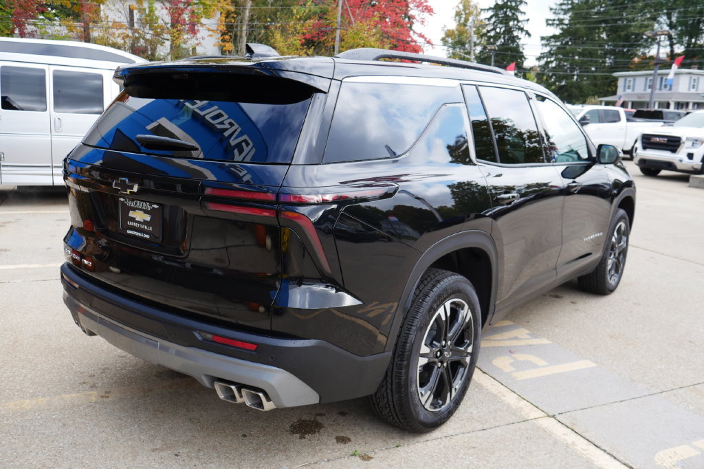 New 2027 Chevrolet Traverse LT AWD/4WD image 4