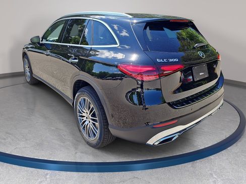 New 2026 Mercedes-Benz GLC 300 4MATIC image 7
