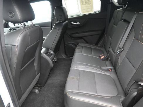 Used 2021 Chevrolet Blazer Premier w/ Driver Confidence II Package FWD image 13