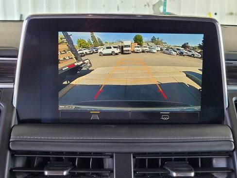 Used 2024 Chevrolet Tahoe LT AWD/4WD image 12