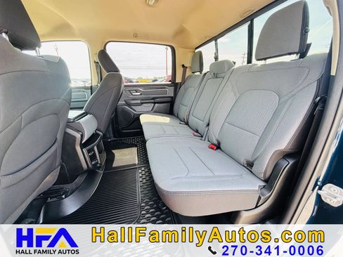 Used 2020 RAM 1500 Big Horn AWD/4WD image 23