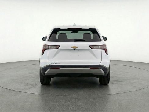 Used 2025 Chevrolet Equinox LT image 7