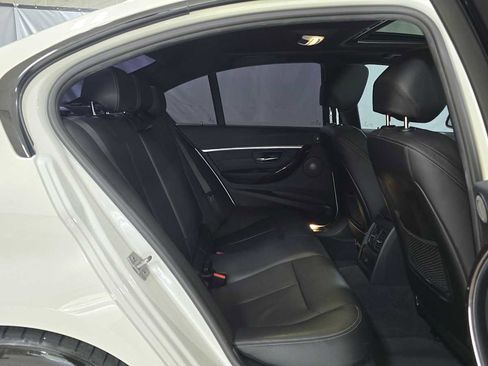 Used 2017 BMW 330e 330e iPerformance image 12