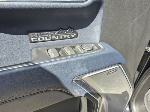 Used 2023 Chevrolet Silverado 1500 High Country w/ Technology Package AWD/4WD image 10