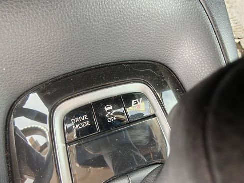 Used 2026 Toyota Corolla LE w/ LE Premium Package image 20