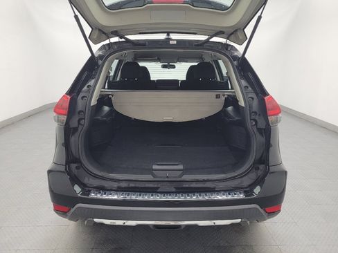 Used 2018 Nissan Rogue S AWD/4WD image 29