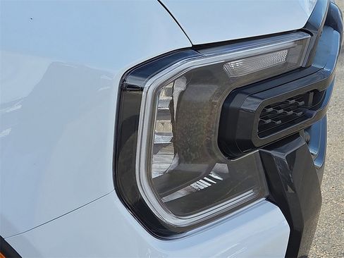 New 2025 Ford Ranger XLT w/ Trailer Tow Package image 10