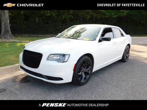 Used 2021 Chrysler 300 Touring w/ Sport Appearance Package RWD image 1
