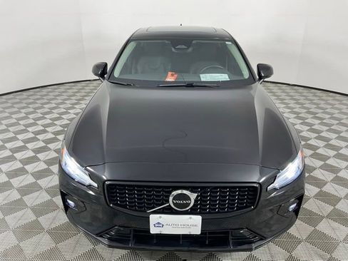 Used 2024 Volvo S60 B5 Core FWD image 15