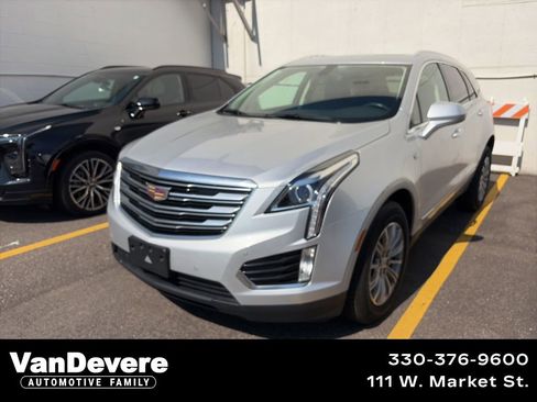 Used 2018 Cadillac XT5 Luxury AWD/4WD image 1