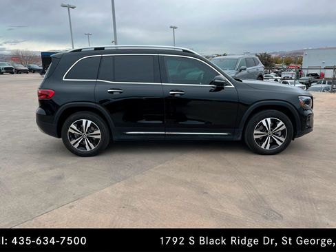 Used 2025 Mercedes-Benz GLB 250 GLB 250 image 6