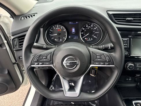 Used 2020 Nissan Rogue S AWD/4WD image 19