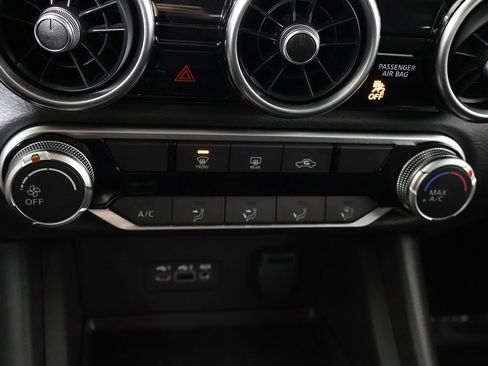 Used 2023 Nissan Sentra SV image 42