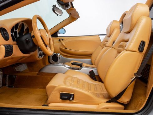 Used 2003 Ferrari 360 Spider image 2