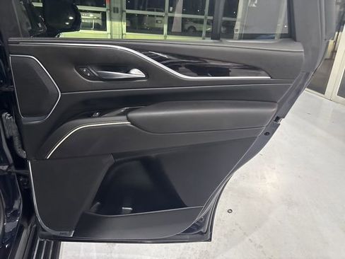 Used 2021 Cadillac Escalade Sport w/ Driver Assist Tech Package image 33