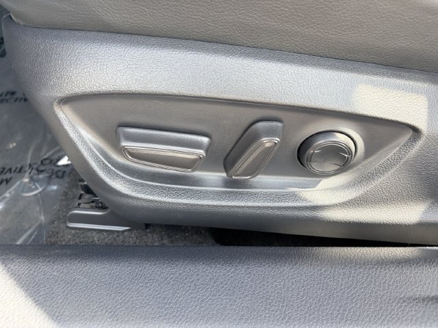 Used 2024 Toyota Camry SE FWD image 21