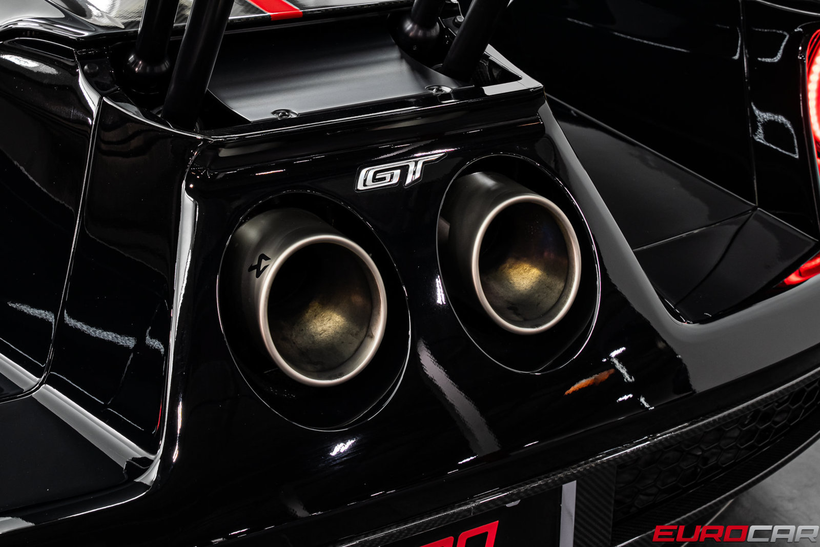 Used 2020 Ford GT Carbon Series RWD image 33