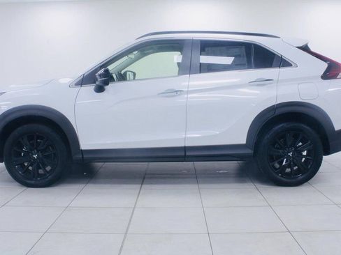 Used 2024 Mitsubishi Eclipse Cross Black Edition image 2