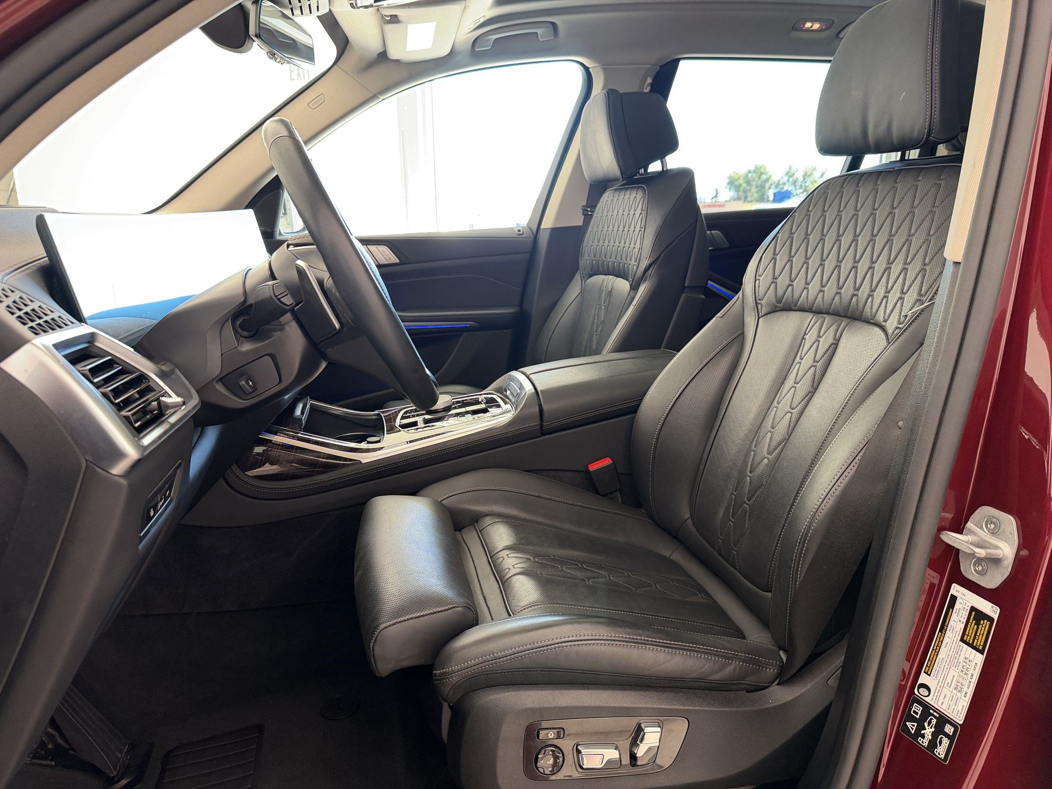 Used 2026 BMW X7 xDrive40i AWD/4WD image 5