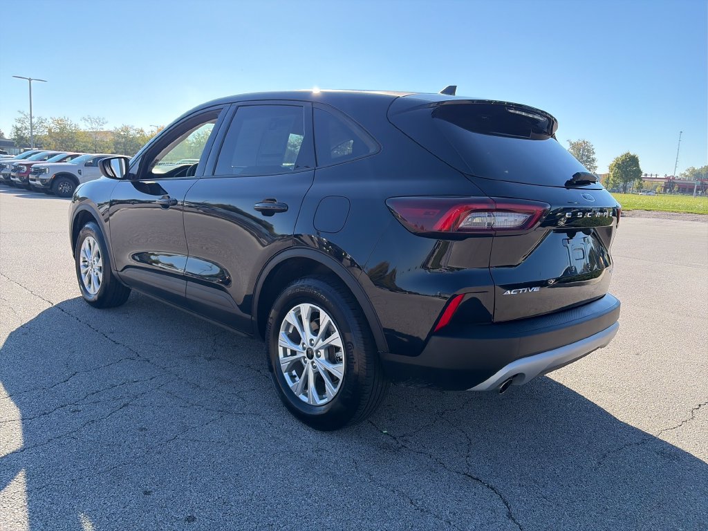 Used 2025 Ford Escape Active AWD/4WD image 5