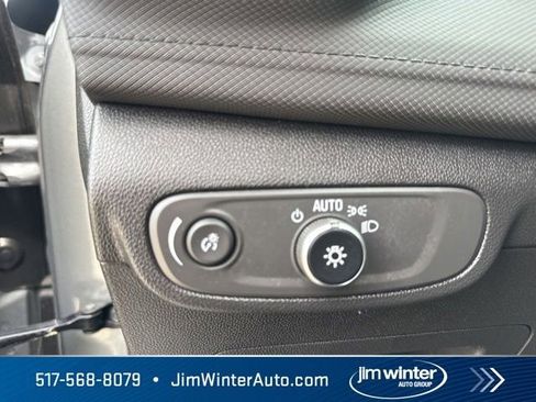 Used 2025 Chevrolet TrailBlazer LT AWD/4WD image 20