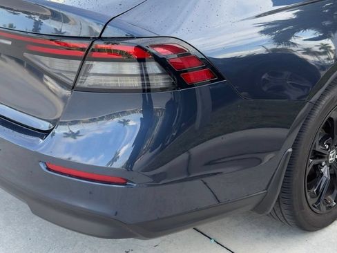 Used 2025 Honda Accord SE image 6