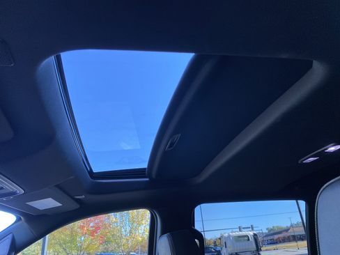 Used 2024 Chevrolet Silverado 2500 High Country w/ High Country Premium Package image 36