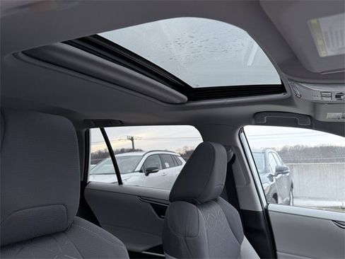 Certified 2021 Toyota RAV4 XLE image 10