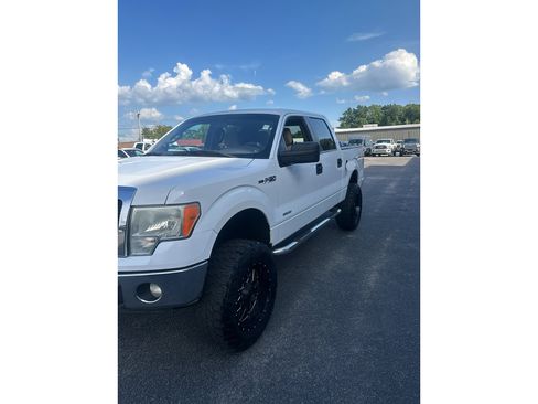 Used 2012 Ford F150 XLT w/ Off Road Pkg AWD/4WD image 3