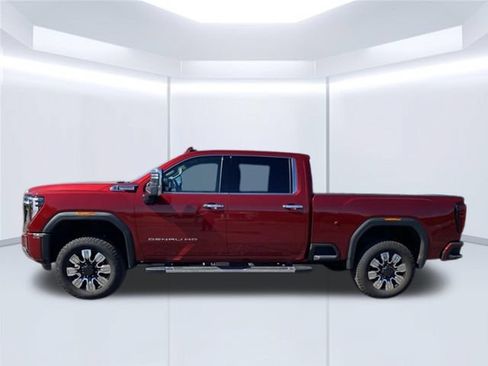 Used 2024 GMC Sierra 2500 Denali w/ Technology Package AWD/4WD image 11