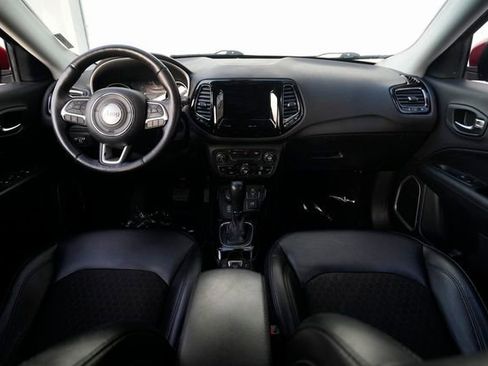 Used 2020 Jeep Compass Latitude AWD/4WD image 35