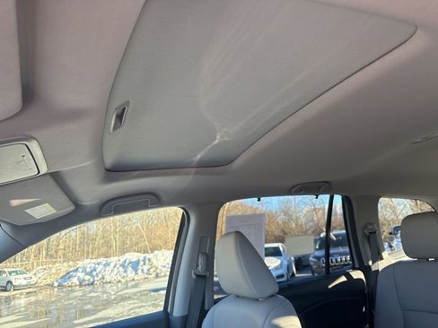 Used 2021 Honda Pilot Special Edition image 36