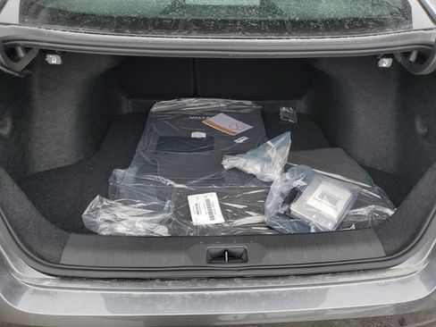 New 2026 Nissan Sentra SV w/ SV Convenience Package FWD image 10