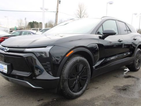 New 2025 Chevrolet Blazer EV LT w/ Midnight/Sport Edition image 3