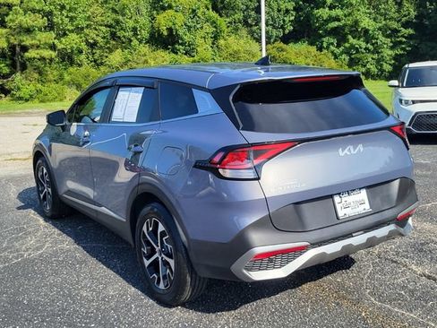 Certified 2023 Kia Sportage EX FWD image 5