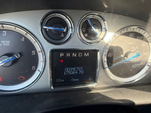 Used 2012 Cadillac Escalade ESV Luxury AWD/4WD image 10
