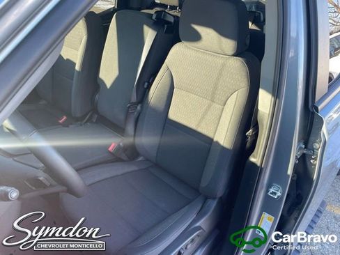 Used 2025 Chevrolet Silverado 1500 LT image 31