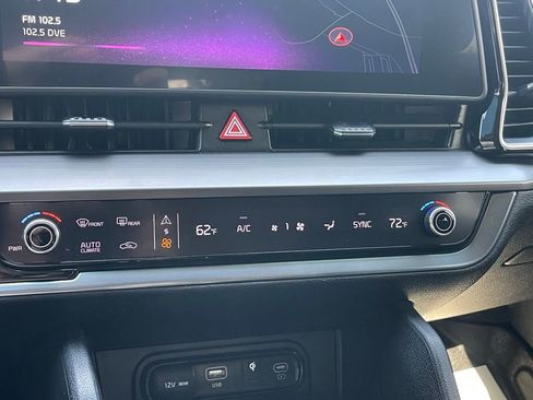 Certified 2023 Kia Sportage EX FWD image 35