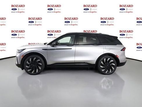New 2026 Lincoln Nautilus Reserve w/ Jet Appearance Package AWD/4WD image 5