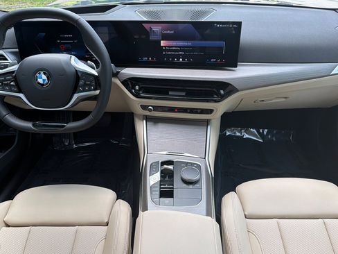 Certified 2025 BMW 330i xDrive Sedan w/ Premium Package image 17