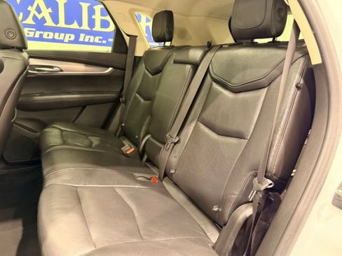 Used 2018 Cadillac XT5 Luxury AWD/4WD image 42