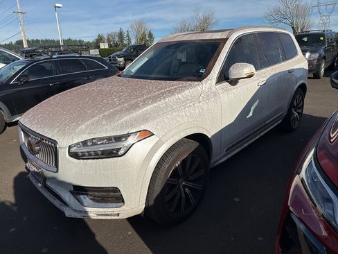 Used 2020 Volvo XC90 T6 Inscription image 3