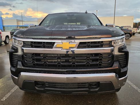 New 2026 Chevrolet Silverado 1500 LT image 2