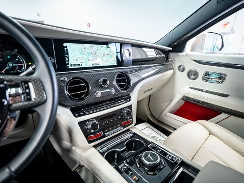 Used 2023 Rolls-Royce Ghost Black Badge w/ Black Badge Ghost Package image 43