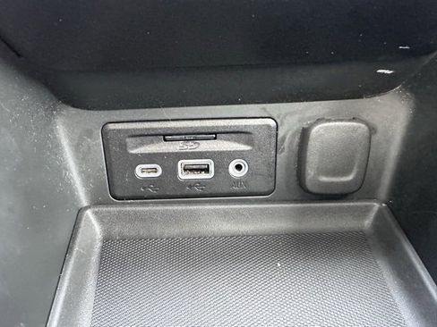 Used 2023 GMC Terrain AT4 w/ Infotainment Package II image 27